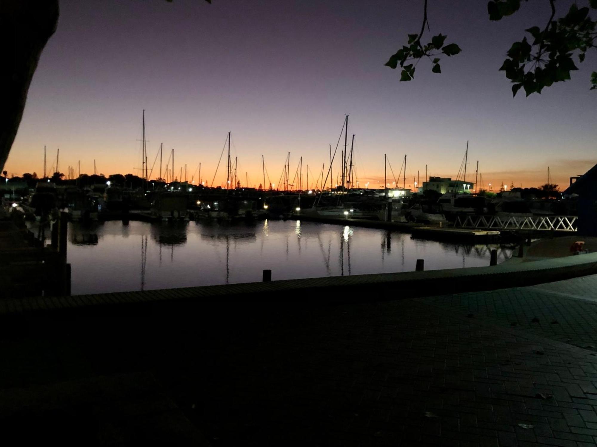 Tempel By The Sea Mandurah Exterior foto